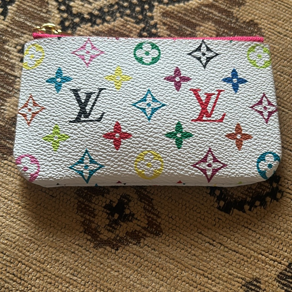 💕👌🏼Credit card, coins, and & key holders. Pick your Number - Picture 3 of 13